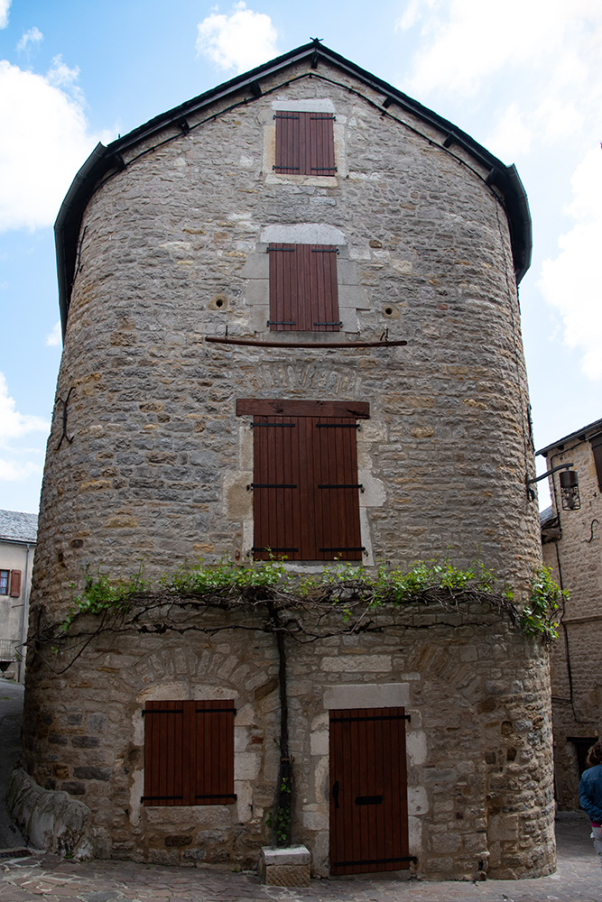 Maison dans le bourg de Séverac