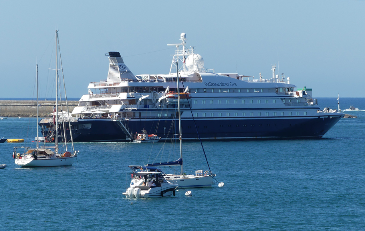 Bateau de croisière